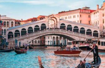 12-16 July, Return flights to Venice from East Midlands with Ryanair – hand luggage 40x20x30cm