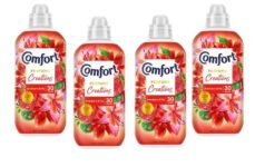 4 X Comfort Perfume Creations Strawberry & Lily Fabric Conditioner with Motion-Activated Fragrance Technology 30 washes (900 ml)