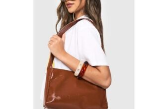 Boohoo Textured Patent Shoulder Bag