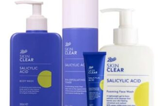 Boots Skin Clear Top-to-Toe Smoothing Set
