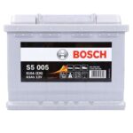 Bosch S5005 – car battery – 63A/h – 610A – lead-acid technology – for vehicles without Start/Stop system