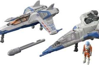 Buzz Lightyear Disney Spaceship Vehicle 2-Pack, Hyperspeed Series XL-01 and XL-15 Space Jets (7 Inch) and Mini-Figure Amazon Exclusive, 4 Years and up