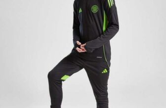 Celtic training top for boys