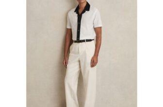 Cotton Textured Colour-Block Shirt in White/Navy