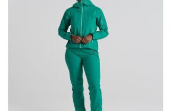 Craghoppers Womens Olesia Tailored Fit Waterproof Jacket