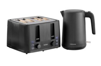 Daewoo Electricals Kettle and 4 Slice Toaster Twin Pack