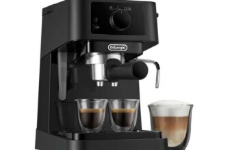 DeLonghi Stilosa Espresso Coffee Machine EC230.BK – with code. Free C&C