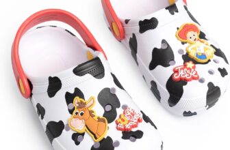 Disney Toy Story Girls White Clogs Jessie & Bullseye Cartoon Print Lightweight Ventilation Holes & Textured Footbed Flat Heel Rear Strap Kids Garden Shoes Merch