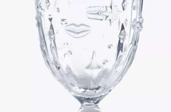Electric Coast Lips & Stars Wine Glasses, Set of 4, 260ml, Clear (£2.95 C&C)