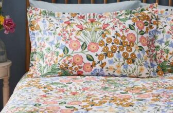 Eliza Botanical Polycotton Oxford Pillowcase – Free C&C Only