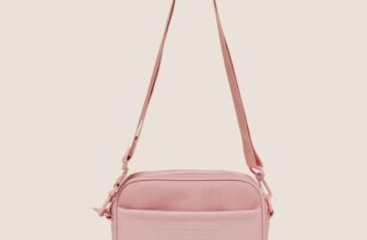Gymshark Cloud Pink Everyday Camera Bag