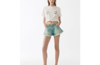 H&M Appliqud T-Shirt