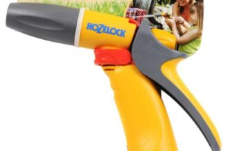 Hozelock 2674 Jet Gun 6002 Right 22 x 16 x 16 cm Yellow/Grey Sold by Newhill Deals