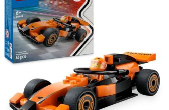 LEGO City F1 Driver with McLaren Race Car 60442