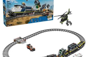 LEGO City Police Train Heist – Model 60508 (7 Years) features a remote control motorised train
