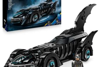 LEGO DC Batman Forever Batmobile – Super Hero Car Toy with a Minifigure – incl an Opening Cockpit & Detailed Interior