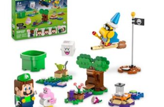 LEGO Super Mario Adventures with Interactive LEGO Luigi Toy