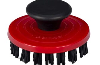 Le Creuset Grill Brush, Plastic, Cerise, 93010200060000