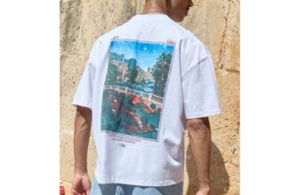 Man White Oversized Monte Carlo Photographic Print T-Shirt