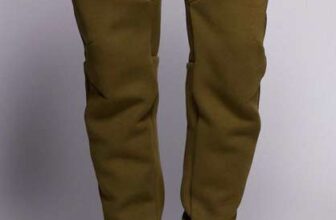 Nike Tech Fleece Joggers in Khaki, Size XS-2XL
