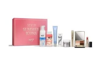 No7 Your Summer Icons 8-Piece Beauty Vault