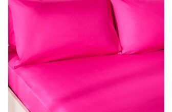 OHS Easy Care Polycotton Deep Fitted Sheet – Hot Pink