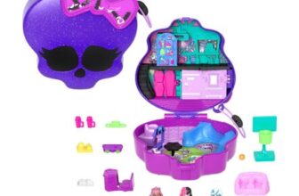 Polly Pocket Monster High Playset with 3 Micro Dolls
