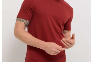 Red Crew Neck Short Sleeve T-Shirt (Different sizes) Free C&C