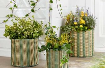 Set of 3 Woven Plant Pots – Free C C in store