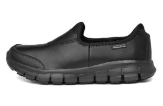 Skechers Womens Sure TrackHealth Care Professional Shoe, Size 5