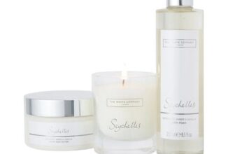 The White Company Seychelles Ultimate Bathing Moments