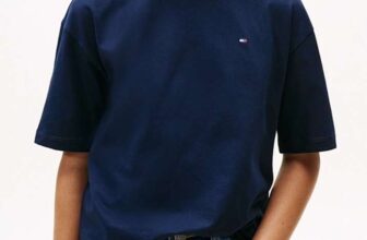 Tommy Hilfiger – Essential Flag Embroidery Crew Neck Boys T-Shirt – various sizes from 9months to 16 yrs – from £9