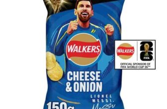 Walkers Cheese & Onion Sharing Crisps 150g (Nectar)