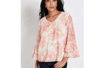 Wallis Petite Floral Flute Sleeve Top