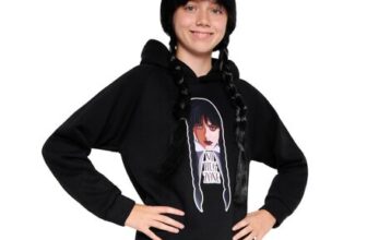 Wednesday Girls Hoodie, Hooded Sweatshirt, Black, 9-10 Yrs