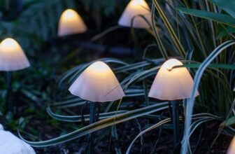 12 Mini Mushroom Solar Stake Lights