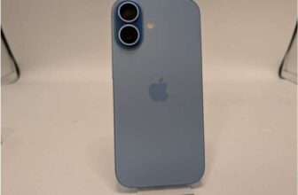 Apple iPhone 17 Blue 256GB – Great Condition – Boxed & Charging Lead Included