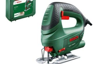 BOSCH PST 700 E Compact Jigsaw free click and collect
