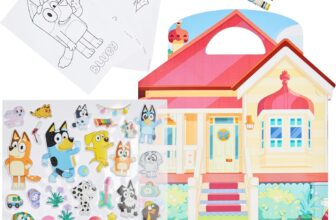 Bluey Stickers Activity Set with Crayons, Colouring Sheets, Foldable Fun Scenes, Kids Activity Packs for Travel, Colouring Set, Gifts for Kids