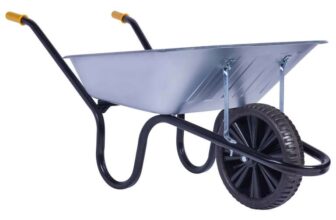 Chillington Chasseur Galvanised Puncture Free Wheelbarrow – 90L – Free C&C