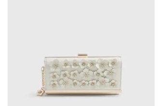 Cream Floral Applique Purse
