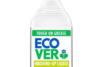Ecover Washing Up Liquid, Tough on Grease and Grime, Fresh Lemon & Aloe Scent, 1 x 950ml