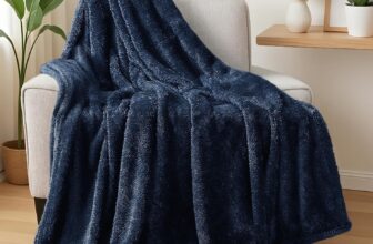 Exclusivo Mezcla Plush Fuzzy Fleece Throw Blanket 127×178 CM, Super Soft, Fluffy and Warm Blankets for Couch, Bed, All Season Use, Navy Blue