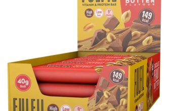 FULFIL Vitamin and Protein Bars, Chocolate Peanut Butter Flavour, 15 x 40g 9 Vitamins, Up to 20g High Protein Snacks, Low Sugar FULFIL