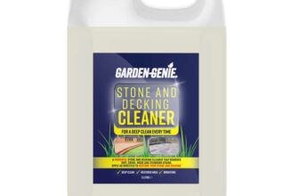 Garden Genie – 5 Litre Stone & Decking Cleaner Removes Mould, Mildew Lichen & Algae – £6.24 S&S