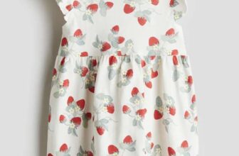Girls dresses for £1 e.g. Printed cotton dress White / Strawberry