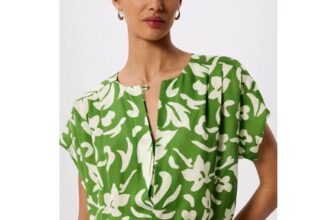 Green Floral Keyhole Blouse