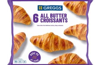 Greggs 6 All Butter Croissants 330g