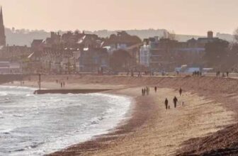 Haven Seaview, Dorset Family Glamping Safari Tent 13-17 July 2 adults & 2 children