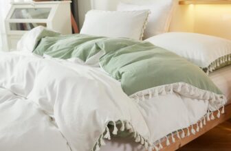 Herside Boho Tassel Duvet Cover Set Super King Solid White Green Reversible Bedding Set Soft Microfiber Bedding Set 3 Pcs for Girls Boys Teen All Season Home Decor Bedding Cover Set